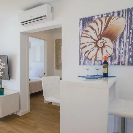 Flower 17 * Playa Honda (Lanzarote)